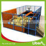 2016 Newly Landed Amazing Rectangular Children Used Trampolines for Sale with Basketball Games