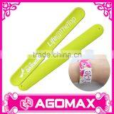 Cheap Custom Reflective Silicone Wristband Slap Wristband Factory thumbnail-2