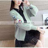 Fall Ladies Loose Embroidery Sweater Coat Green Bishop Sleeve Knit Short Sweater thumbnail-5