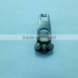 3# Plated Black Nickel Teeth Brass Zipper Plated Black Nickel 45YG Brass Zipper Slider Jeans Zipper Slider thumbnail-2
