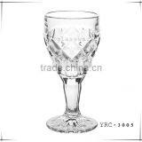 wohlesale high old fashion glass goblet with carved designs for wine drinking