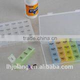 Wholesale 28 Compartments Plastic Weekly Pill Box thumbnail-4