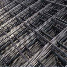 PVC Coated Welded Wire Mesh Panel With 5-10 Years Service Life for Outdoor Use thumbnail-2