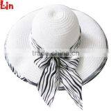 Lady's Summer Straw Hat thumbnail-1