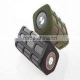 Shenzhen Factory r Waterproof Bluetooth Speaker Power Bank Outside Scarregador de Bateria Portatil thumbnail-1