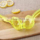 Factory Price ABS Material Hot Sale Lemon Squeezer thumbnail-4