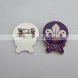 China Made Cute Fleur de Lis Flower Shape Chromed Plated Iron Soft Enamel Pin Badge