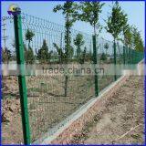 Factory Curvy Welded Triangular Bending Wire Mesh Fence for Gym thumbnail-3