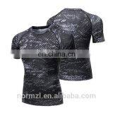 Hot Selling Quick Dry Sports Compression Tight Wear for Men thumbnail-3