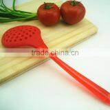 Nylon Handle Red Color Silicone Skimmer thumbnail-6