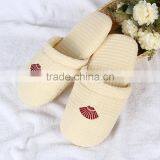 Top Quality Anti-slip Waffle Disposable Hotel Slippers thumbnail-1