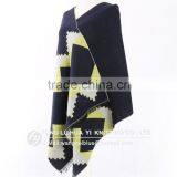 Personalized Woven 100% Acrylic Hot Sell Fashion Custom Logo Scarf thumbnail-2
