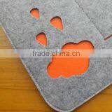 China Suppliers Hollow Flower Handmade Felt Laptop Bag Felt Laptop Sleeve With Outside Pocket thumbnail-3
