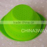 Silicone Traveling Plastic Folding Dog Bowl thumbnail-1