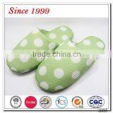 Fresh Green Wave Point Customized Logo Indoor Slippers thumbnail-1