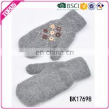 TOROS Professional OEM/ODM winter wholesale knit mittens