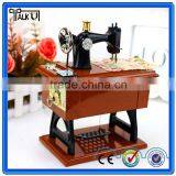 Novelty miniature craft sewing machine music box for kids, retro electric wooden sewing machine musical box