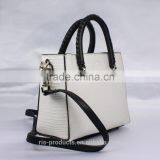2016 Pretty and High Quality White pu Handbag thumbnail-2