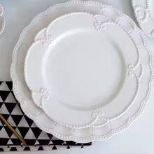 Elegant Embossed Style Ceramic Charger Plates White Party Event Romantic Wedding Dinnerware Set Wholesale Plates