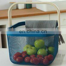 New Manufacture Hot Selling Popular Metal Wire Iron Black Picnic Fruit Basket With Wood Handle Kitchen Home Storage Basket thumbnail-3