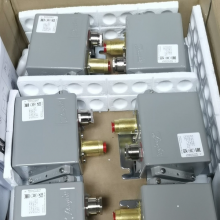 Danfoss Heavy Duty Pressure Switch KPS31/33/35/37/39/43/45/KPS47 ，KPS43 060-312066 KPS45 060-312166 thumbnail-2