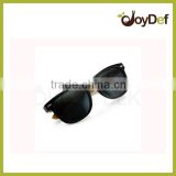 The cool wooden sunglasses with colorful lens different design style sunglasses