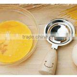 S5132 Wooden Handle Smiling Egg White Separator thumbnail-4