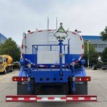 Dongfeng 4 * 2 Water Truck With a Capacity of 15000L thumbnail-5