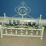 Metal Pet Feeder thumbnail-1