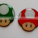 2 Super Mario Red & Green Mushroom Metal Pin Badge Set thumbnail-1