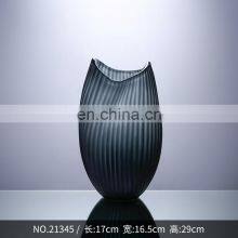 Wholesale Newest Fashion Modern Wedding Table Glass Vase For Flowers Terrarium Plants Handmade Decor thumbnail-4