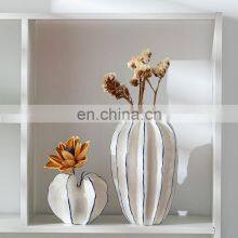 Скандинавский современный керамический вазон в форме карамболы. Искусственный горшочек для цветов. Керамический вазон для украшения интерьера дома thumbnail-2