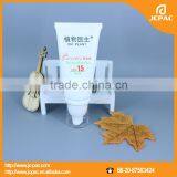 60g Locked Cap Pump Head Tube, Cosmetic PE Packaging for Sunblock thumbnail-3