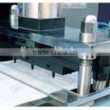 2012 High-Speed Good Quality Low Price Automatic Disposable Cup Lid Machine Plastic Cup Lid Machine thumbnail-4