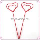 Red Heart Shape Metal Wire Memo Desktop Clips
