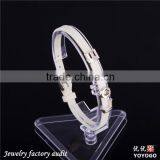 2016 Thin White Love Shape Daily Wear Silicone Bracelet thumbnail-1