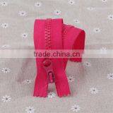 Fashion High Quality Plastic Zipper in Shenzhen thumbnail-1