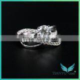 Fashion Design 18K White Gold Round 100facets Cut Moissanite Diamond Rings for Wedding thumbnail-1