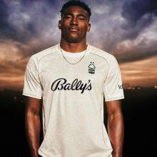 25-26 Nottingham Forest Jersey Nottingham Football Kit Player Version No. 10 Short Sleeve Football Jersey thumbnail-5