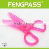 S5-1042 4-3/4 Inch Plastic Zig Zag Scissors thumbnail-2