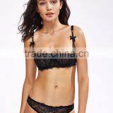 Runwaylover 5471 Hot Sale Sexy Black Lace Sexy Bra and Thongs Set thumbnail-3