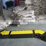 Ultra-portable 5-Channel Heavy Duty Rubber Cable Cover thumbnail-5