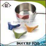 NBRSC Slip On Mess Free Silicone Pour Spout for Pots Pans and Bowls thumbnail-2