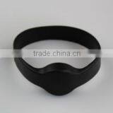 Ricon Gifts for Office Use Debossed Business Gift Wristband thumbnail-4