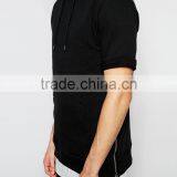 Short-Sleeve Hoodie In Black With Side Zips thumbnail-4