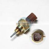 Дизельный двигатель ISX15 QSX15. Датчик давления масла двигателя 4921475