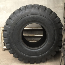 15.5R25 17.5 20.5 23.5R25 LT Forklift Loader Tyre thumbnail-4