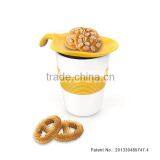 Silicone Pinecone-shaped Dessert Holder thumbnail-1