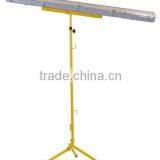 Lamp Tripod thumbnail-1