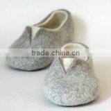 Best Selling Handmade Eco-friendly Two Layer Felt Slippers thumbnail-1